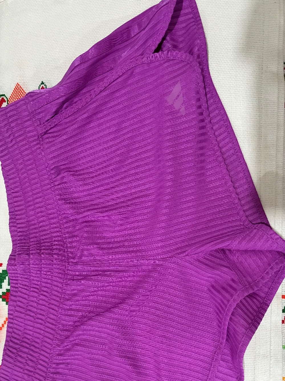 Short adidas, S (8-10)